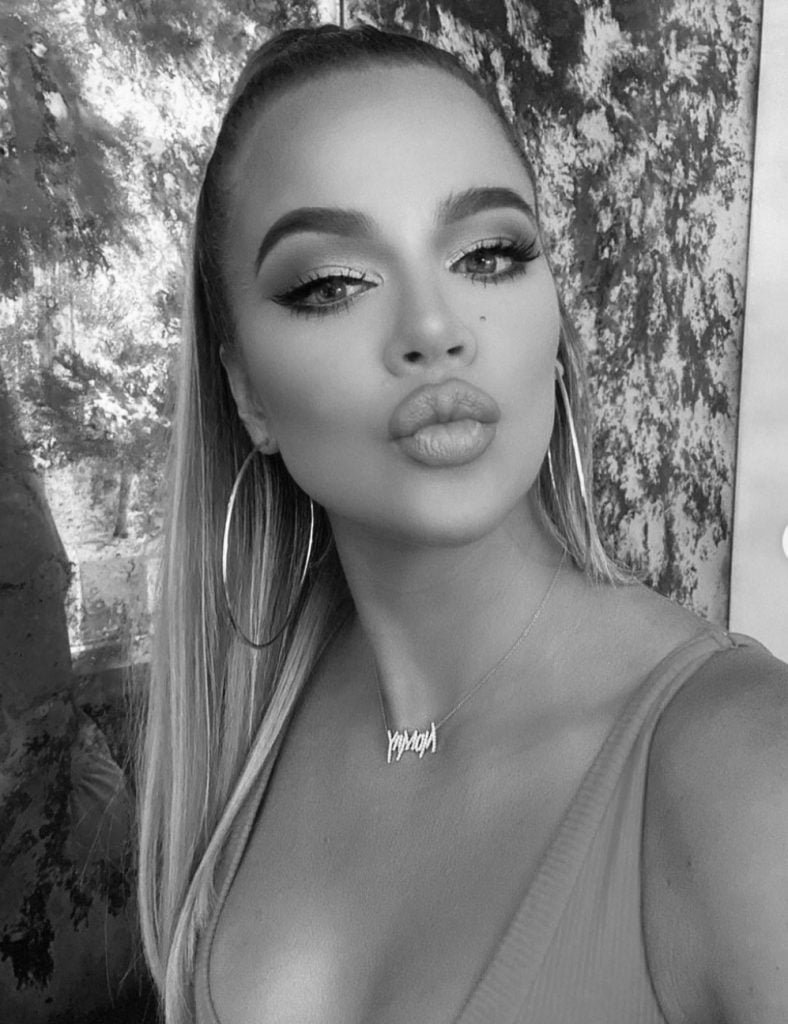 Trabajo como asistente de su mejor amiga - Roger Swidorowicz 4 image2 44