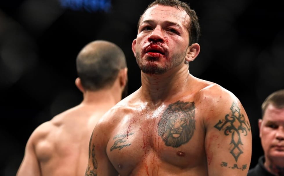 El luchador la UFC Irwin Rivera fue apresado por acuchillar a sus hermanas - Roger Swidorowicz 6 image0 15