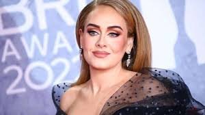 Adele: La Voz del Siglo XXI y su Impacto en la Música 6 Adele
